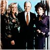Dynastie : photo Joan Collins, John Forsythe