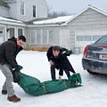 Thin Ice : Photo Billy Crudup, Greg Kinnear