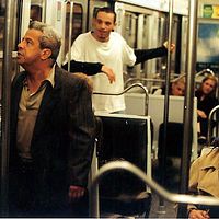 Code inconnu: Récit incomplet de divers voyages : photo Juliette Binoche, Maurice Bénichou, Michael Haneke