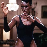 Dangereusement vôtre : photo Grace Jones, Ian Fleming, John Glen