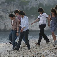 Bus Palladium : photo Abraham Belaga, Arthur Dupont, Christopher Thompson, Elisa Sednaoui, François Civil