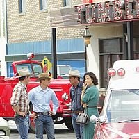 Photo Carrie-Anne Moss, Dennis Quaid, Jason O'Mara, Taylor Handley