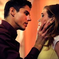 Photo Melissa Roxburgh, Sean Faris