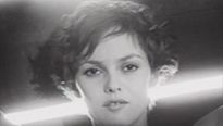 <strong>La Fille sur le pont</strong> Bande-annonce VF