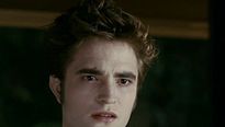 <strong>Twilight - Chapitre 3 : hésitation</strong> Extrait vidéo (3) VO