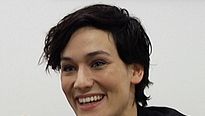 <strong>Clotilde Hesme</strong> Interview : Angèle et Tony