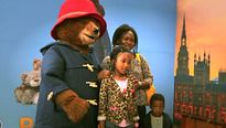 Paddington - FEATURETTE "Adoptez un ours!"
