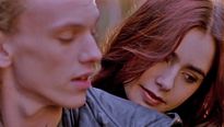 <strong>The Mortal Instruments : La Cité des ténèbres</strong> Bande-annonce (2) VO
