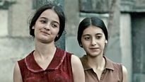 <strong>Eka et Natia, Chronique d'une jeunesse georgienne</strong> Bande-annonce VO
