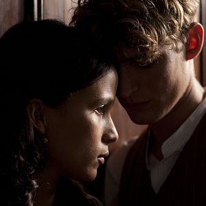 Un autre monde : Photo Mati Diop, Niels Schneider