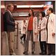 Dr House : photo Charlyne Yi, Hugh Laurie, Odette Annable, Peter Jacobson