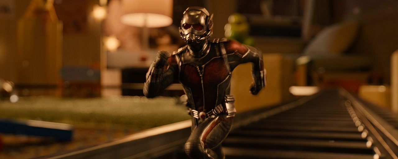 Comic-Con 2017 : Ant-Man and The Wasp dévoile sa première affiche