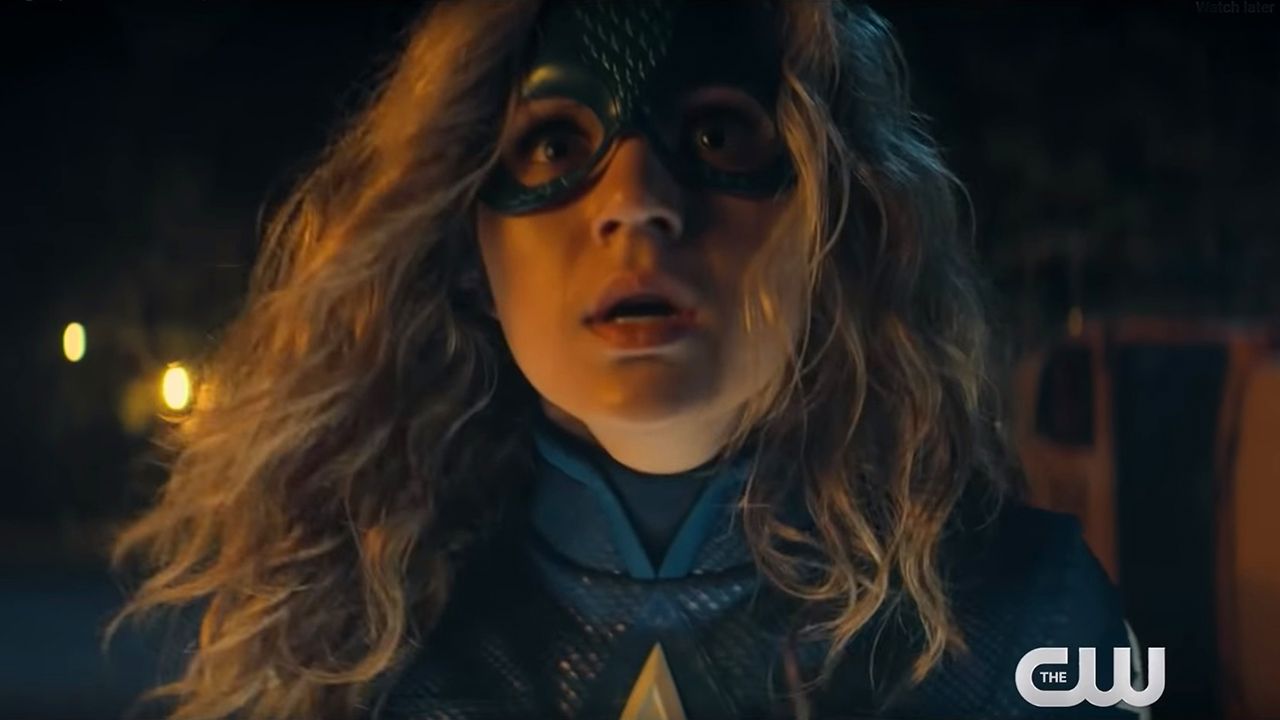 Arrow : première bande-annonce pour Stargirl, la nouvelle héroïne DC Comics
