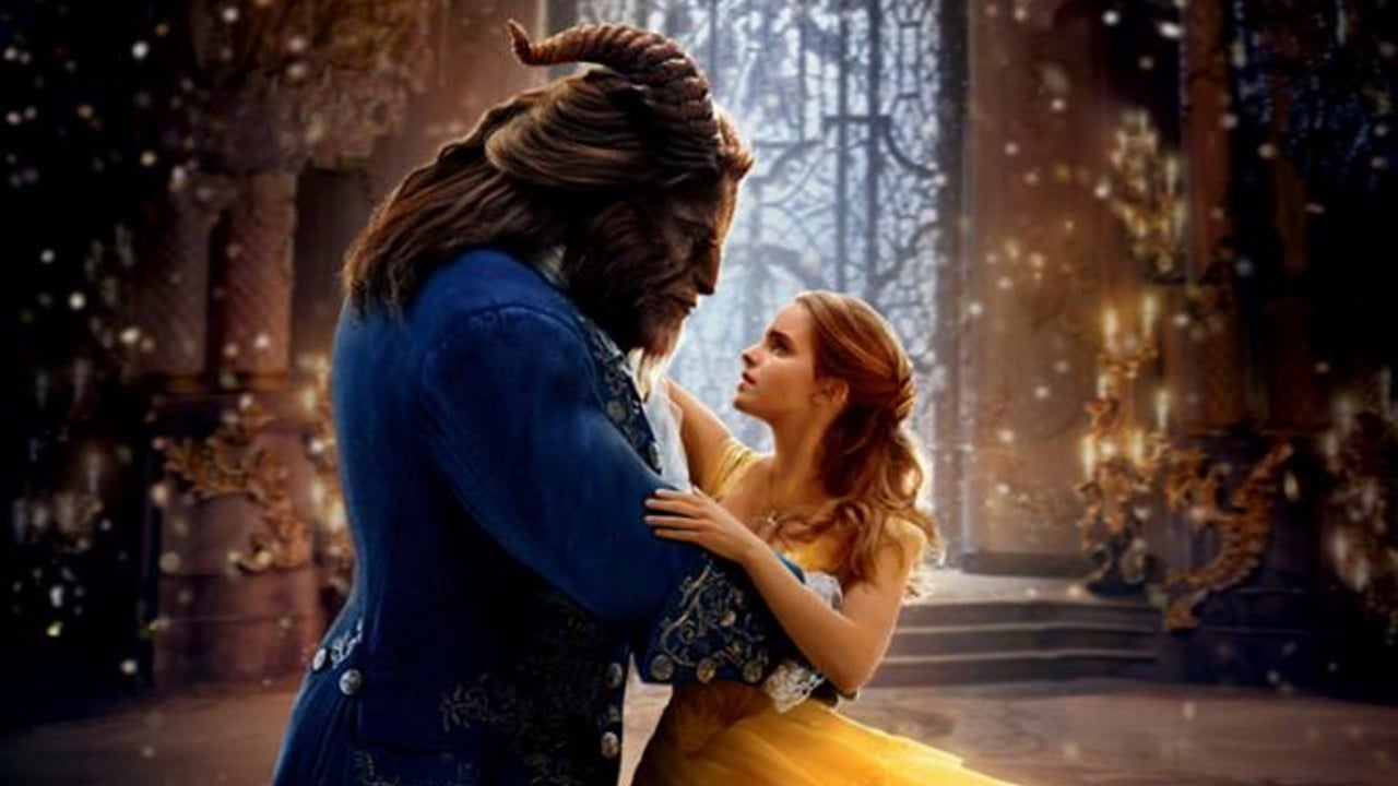 La Belle et la bête sur Disney+ : pourquoi une scène musicale a dû être coupée et retournée