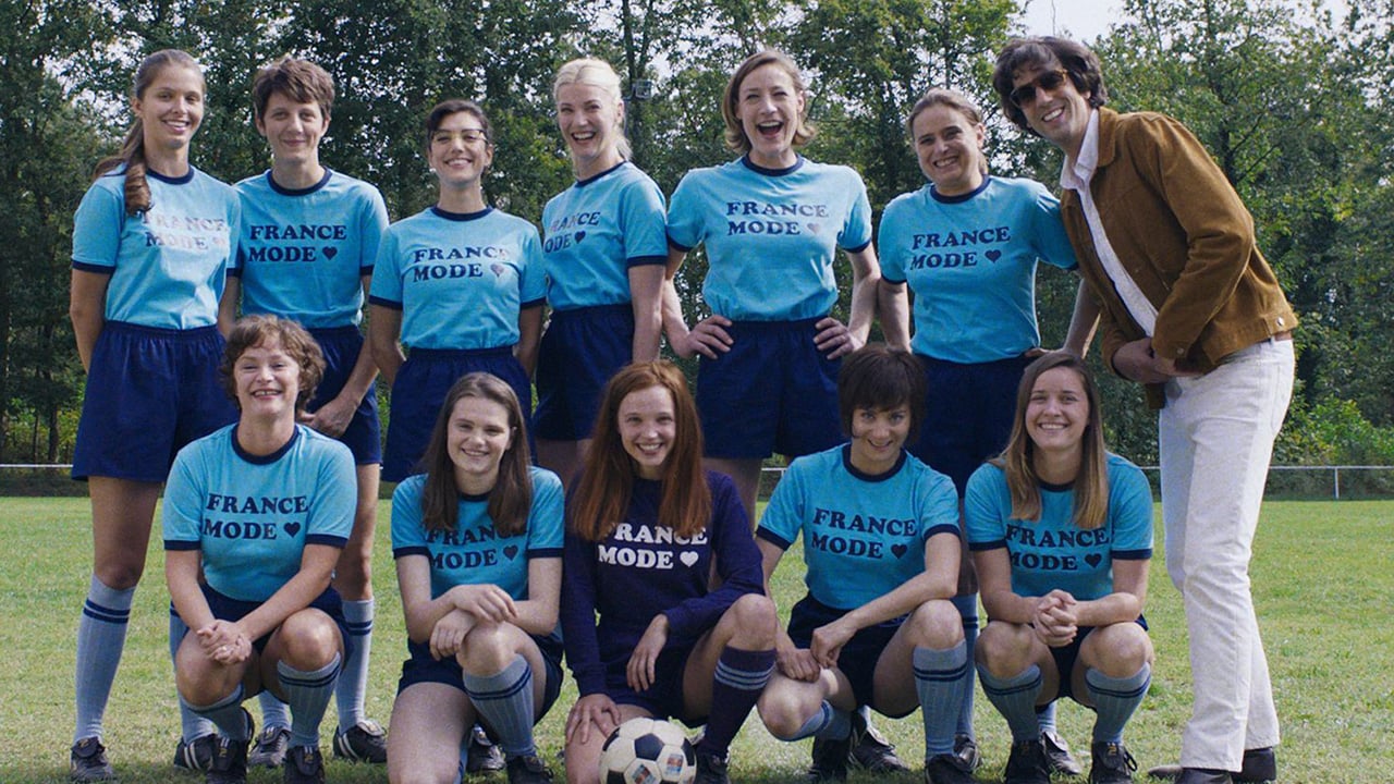 Comme des garçons sur C8 : l'histoire vraie sur cette première équipe de foot féminin en France