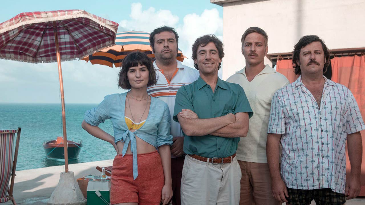 L'incroyable histoire de l'île de la rose sur Netflix : c'est quoi ce film italien avec François Cluzet ?