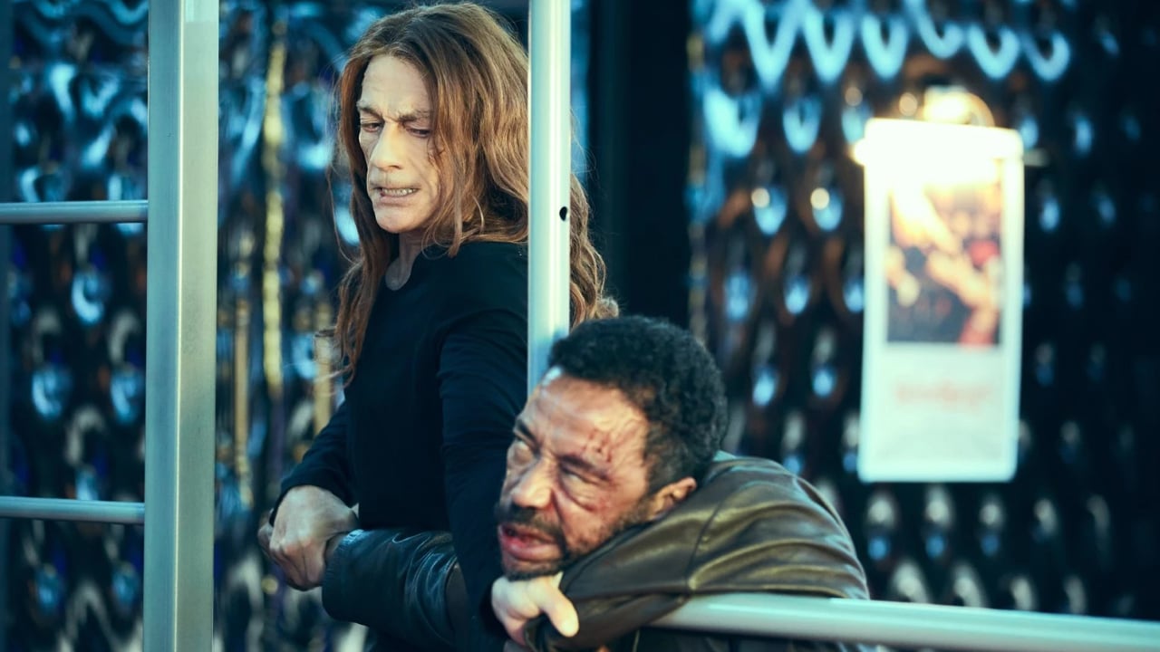 Le Dernier Mercenaire sur Netflix : Jean-Claude Van Damme tout en perruques dans la bande-annonce de la comédie d’action