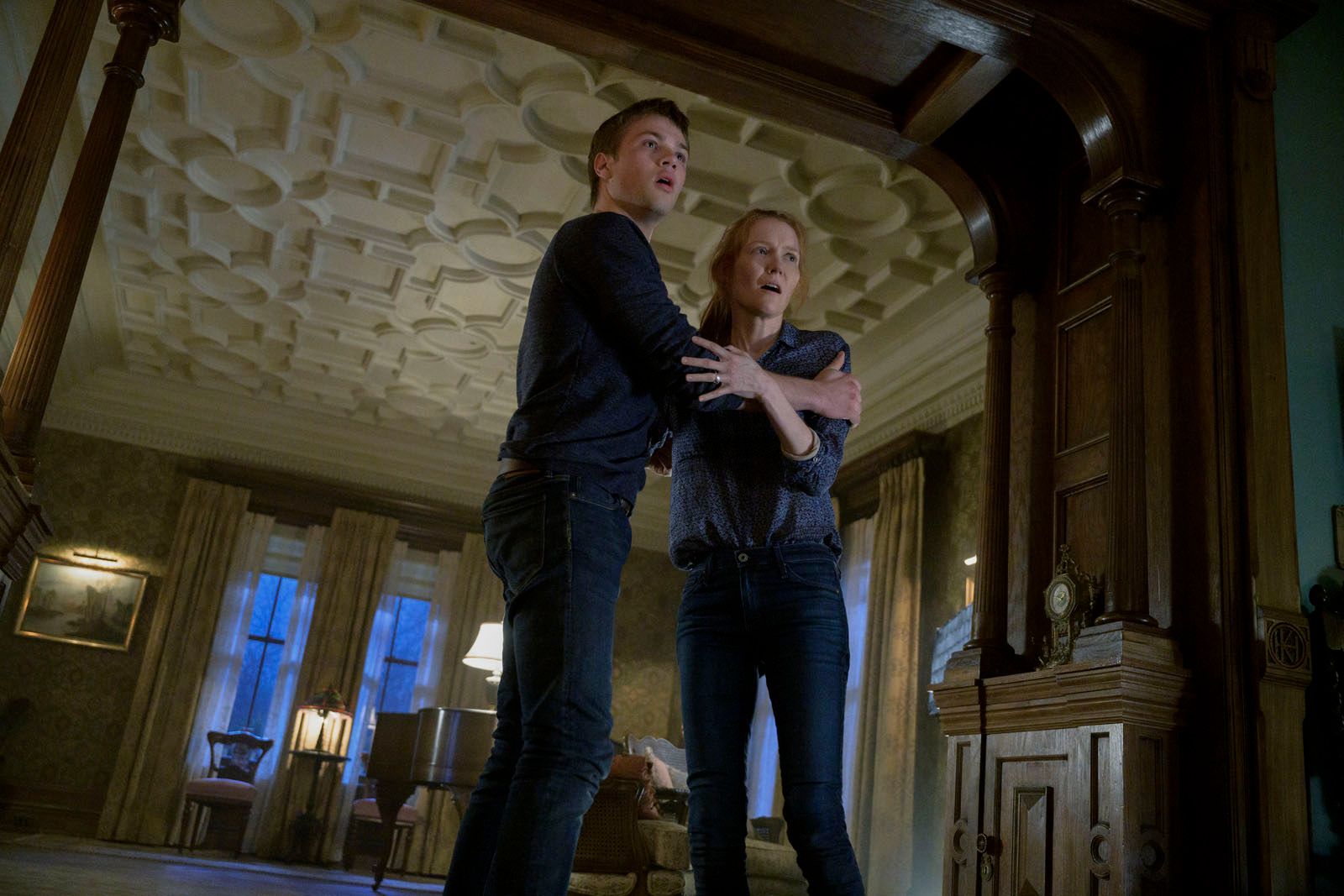 Films Et Séries Tv Avec Darby Stanchfield Locke & Key : Photo Connor Jessup, Darby Stanchfield - 27 sur 48 - AlloCiné