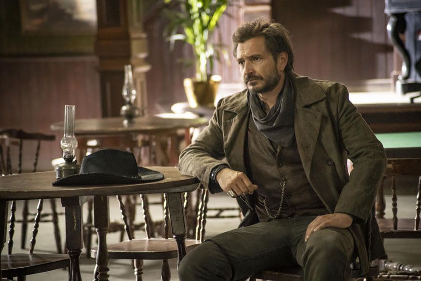Films Et Séries Tv Avec Alexandre Varga Joséphine, ange gardien au Far West : une bande-annonce façon western