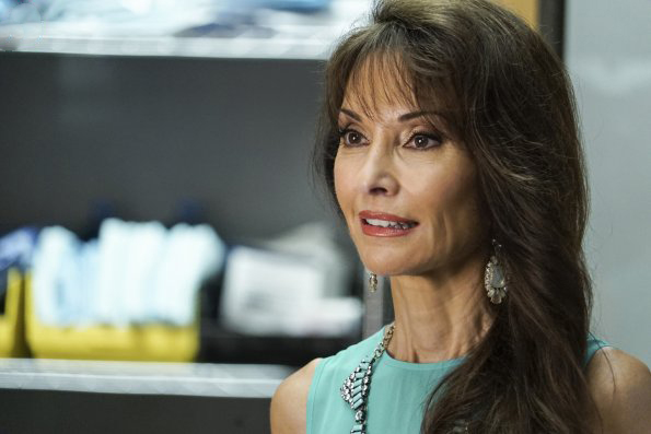 Devious Maids Photo Susan Lucci 74 Sur 255 Allociné 