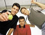 Trois hommes sur le green en Streaming gratuit sans limite | YouWatch Séries en streaming