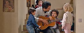 Bande-annonce Daddy Cool : Vincent Elbaz a des mioches plein les bras Bande-annonce Daddy Cool : Vincent Elbaz a des mioches plein les bras
