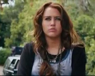 <strong>La Dernière chanson</strong> Bande-annonce VO