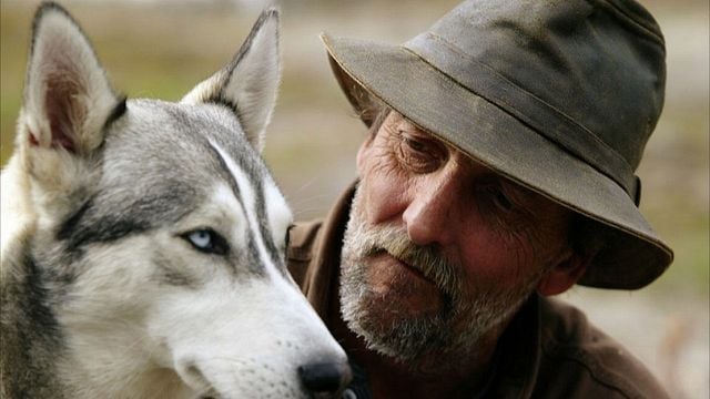 <strong>Le dernier trappeur</strong> Bande-annonce VF