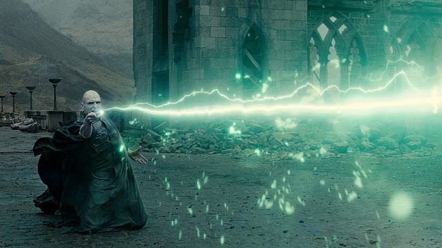 <strong>Harry Potter et les reliques de la mort - partie 2</strong> Bande-annonce (2) VO
