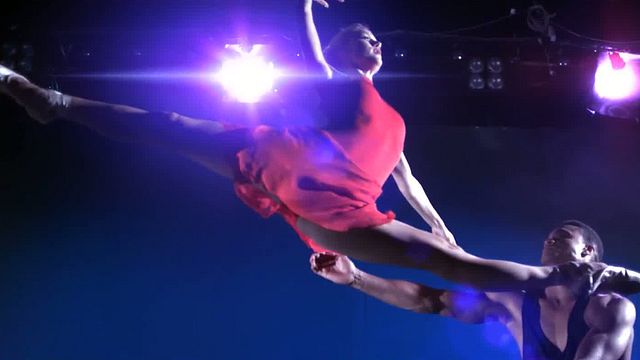 Free Dance Streaming Gratuit Trailer du film Free Dance - Free Dance Bande-annonce VF - AlloCiné