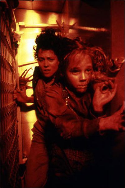 Aliens le retour : photo Carrie Henn, James Cameron, Sigourney Weaver