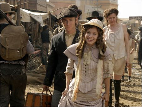 Deadwood : photo Greg Cipes, Kristen Bell