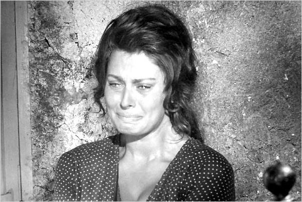 La Paysanne aux pieds nus : photo Sophia Loren, Vittorio De Sica