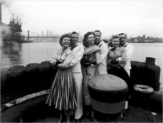 Un Jour à New York En 1882 Photo de Gene Kelly dans le film Un Jour à New York : Photo 6 sur 47
