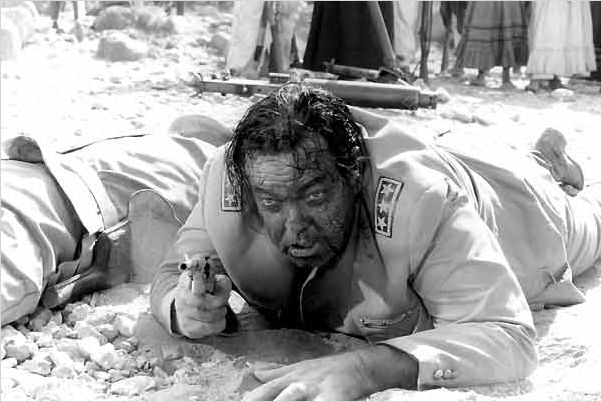 Trois pour un massacre : photo Giulio Petroni, Orson Welles