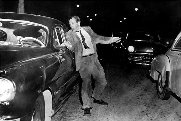 L'Invasion des profanateurs de sépultures : photo Don Siegel, Kevin McCarthy