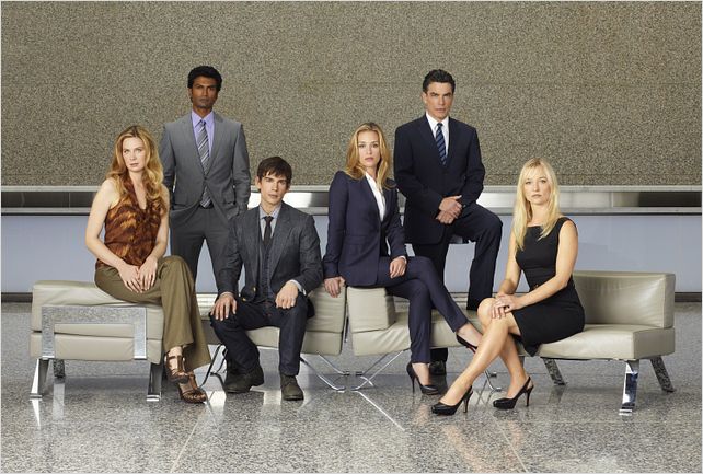 Covert Affairs : Photo Anne Dudek, Christopher Gorham, Kari Matchett, Peter Gallagher, Piper Perabo