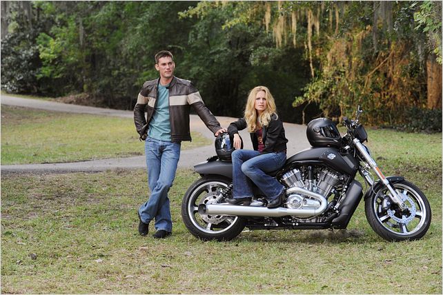 American Wives : photo Drew Fuller, Sally Pressman