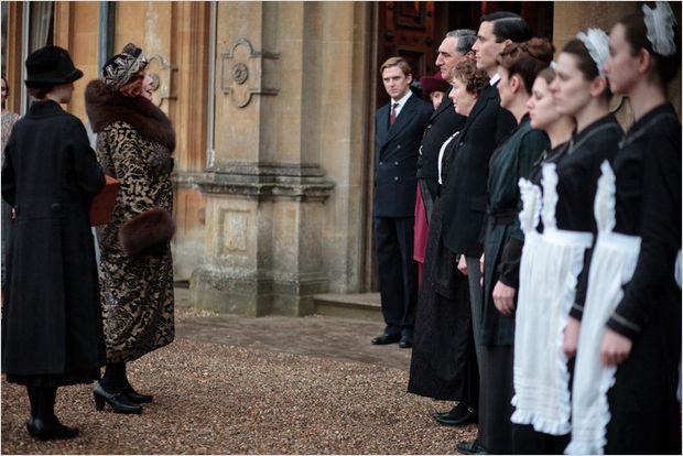 Downton Abbey : photo Jim Carter, Rob James-Collier, Shirley MacLaine