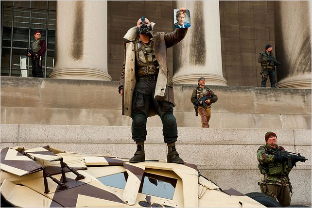 The Dark Knight Rises : Photo Christopher Nolan, Tom Hardy