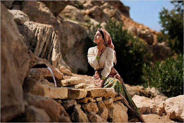 La source des femmes : photo Leïla Bekhti, Radu Mihaileanu