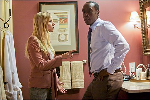 House of Lies : photo Don Cheadle, Kristen Bell