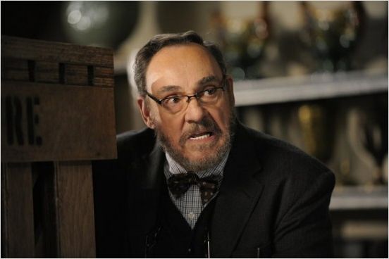 Psych : Enquêteur malgré lui : photo John Rhys-Davies