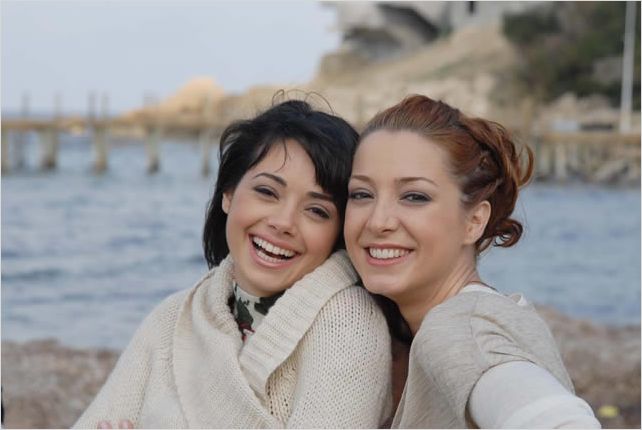 photo Dolunay Soysert, Özgü Namal