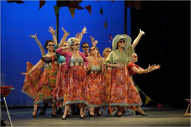 Une famille formidable : photo Anny Duperey, Béatrice Agenin