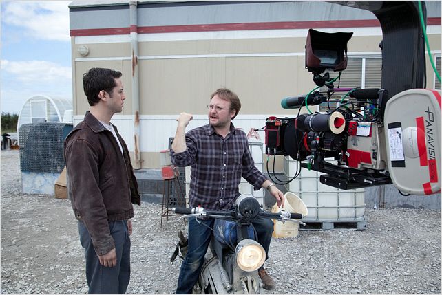 Looper : photo Joseph Gordon-Levitt, Rian Johnson