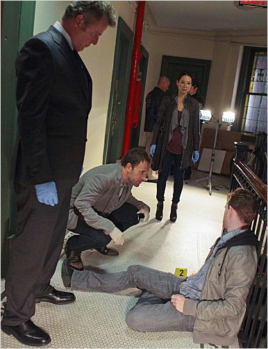 Elementary : photo Aidan Quinn, Jonny Lee Miller, Lucy Liu