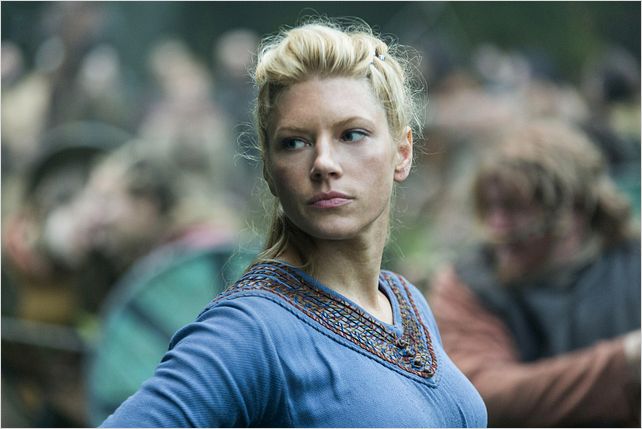 Films Et Séries Tv Avec Katheryn Winnick Photo de Katheryn Winnick dans la série Vikings : Photo 6 sur 60 - AlloCiné