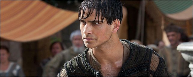Luke Pasqualino de "Skins" sera un des "Trois Mousquetaires" de la BBC