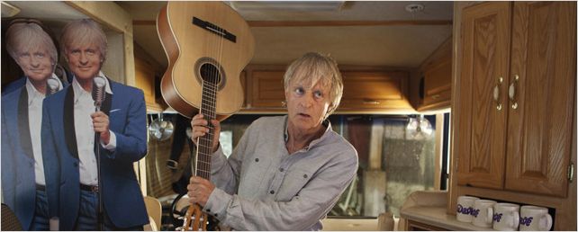 "Une chanson pour ma mère" : quand Dave fait de la promo virale... [VIDEO]